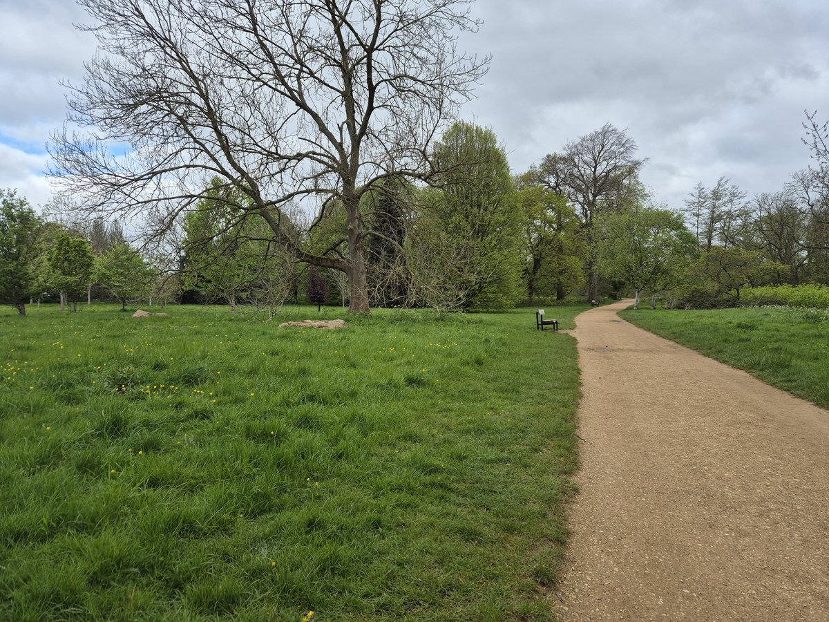 Em_Harv_Law's tweet photo. I attended #OXLEAP24 yesterday - 1st time in Oxford, picked a good spot to stay with 30mins walk through the parks to Lady Margaret Hall - great event communicating sustainable healthy diets, identifying agents, and opportunities for transition to more sustainable food system. https://t.co/AKICaUcQ4T