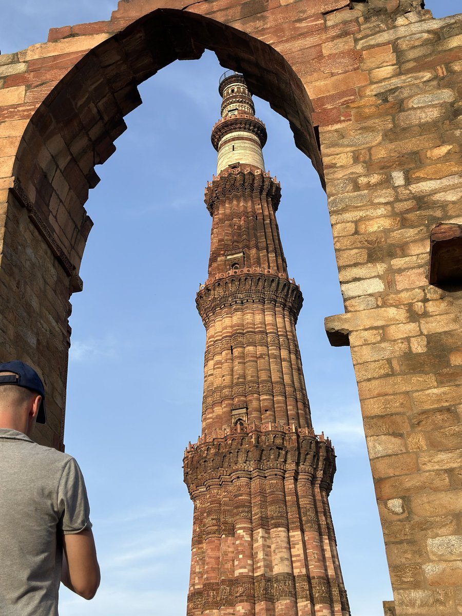 If you were a monument at delhi
You’d be Cute-ub Minar 🤍