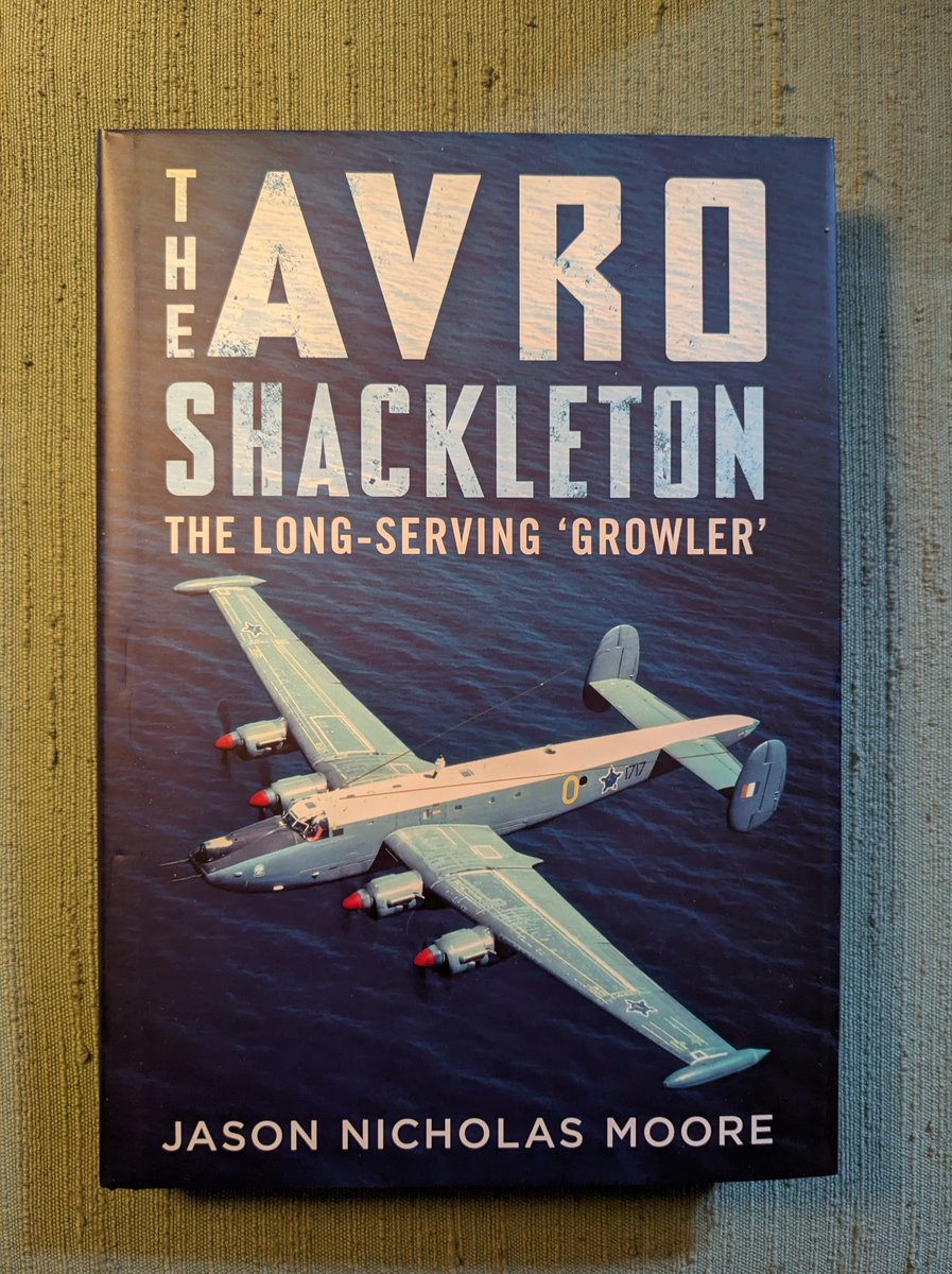 MartinKoenigsb2's tweet photo. New Aviation Books! #PostColonialHistory #WargameResearch #HawkerHunter #AClassicBritishJetFighter #PhilipBirtles #KillMiGs #TheAvroShackleton #TheLongServingGrowler #JasonNicholasMoore #Fonthill #MaritimePatrol #ASW #NorthSea #BloodRedSkies #ColdWarWargames https://t.co/gdPMgTPFor