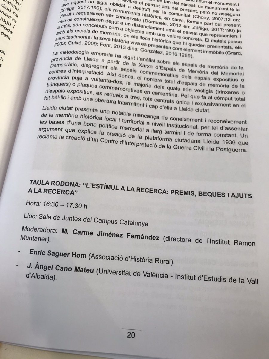 Hui estem al I Congrés de Joves Investigadors en Estudis Locals, a la @universitatURV , per a participar en la taula redona «L'estímul a la recerca: premis, beques i ajuts a la recerca» i parlar dels premis d'investigació i al millor TFG de l'@IEVallAlbaida . @iramunt