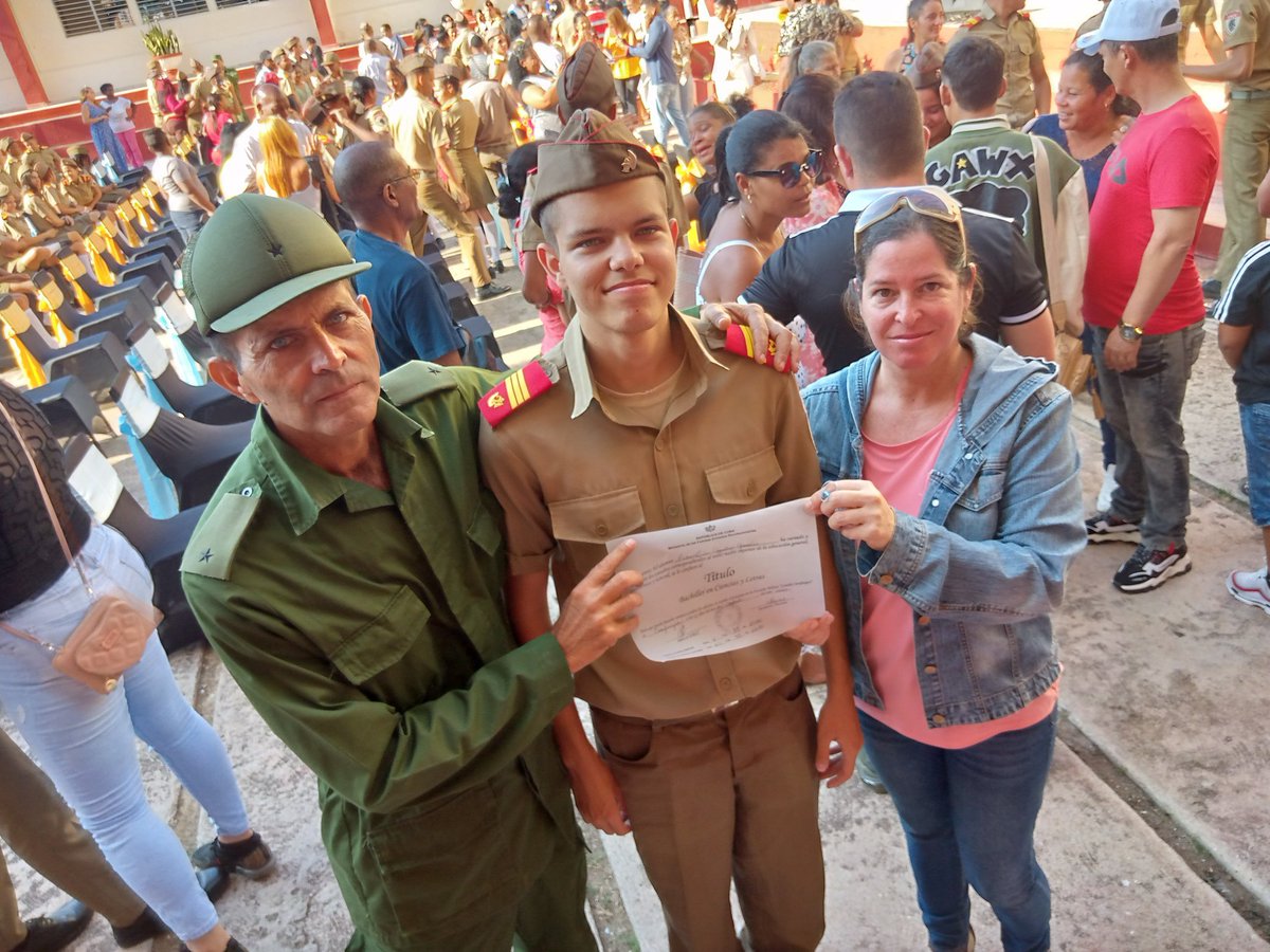 @rmcienfuegos2 Felicidades   #GenteQueSuma   #UnaMejorJuventud  #Cuba