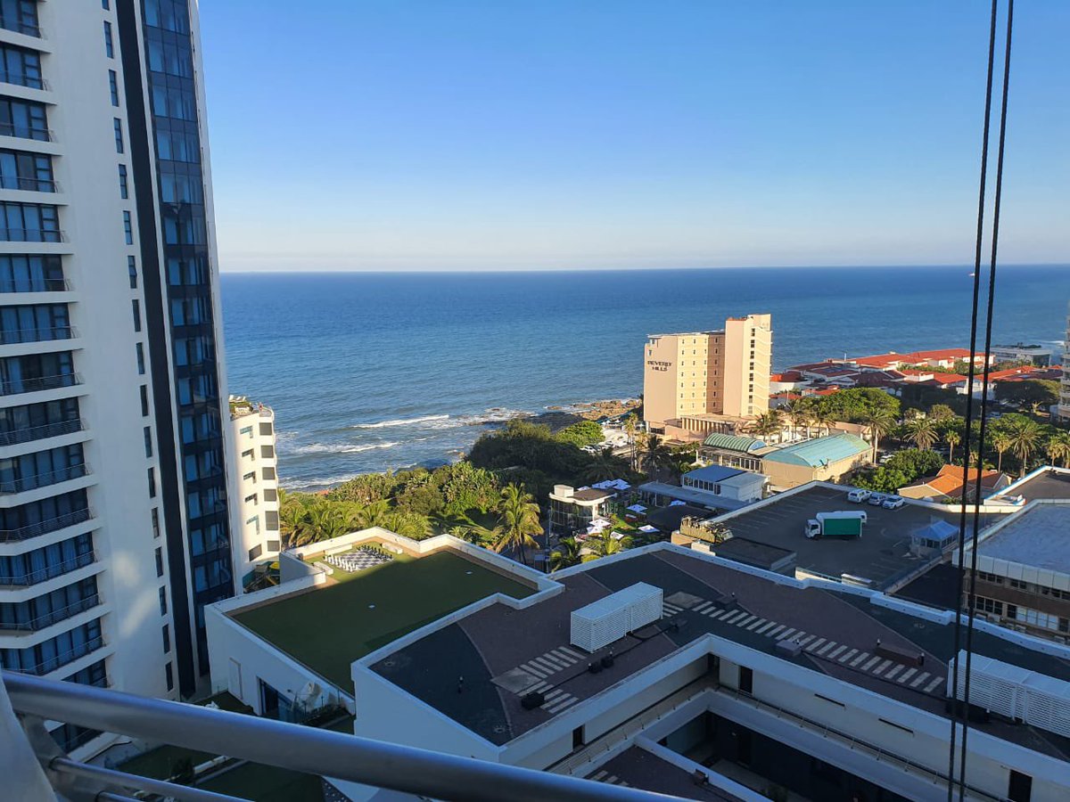 Looking to hit KZN Umhlanga... Book your stay with us at the Luxurious Pearls of Umhlanga opposite the newly built Oceans Mall. All Basotho nationals get a 10% discount 🇱🇸