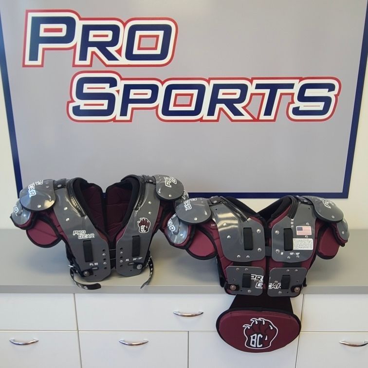 These #ProSportsCustoms are making their way to Brookland-Cayce High School!❗💯

A big thanks to Adam Holmes at @JohnsonLambe for setting these guys up with the best!

@BC_BearcatsFB
@BCBearcatSports

#KnowTheLogo #MadeInTheUSA #HighSchoolFootball #FootballSeason #SportingGoods