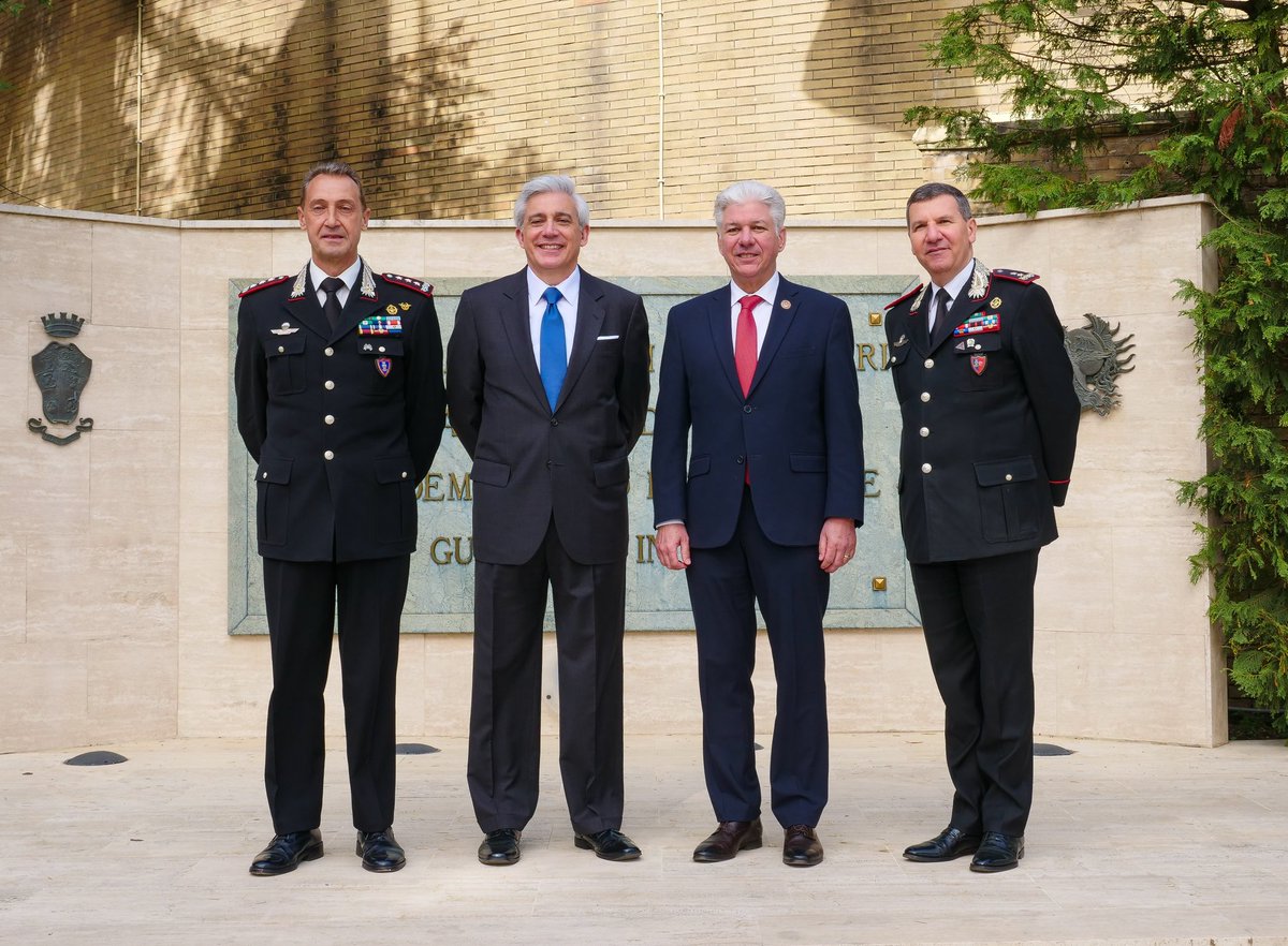 “It takes a network to defeat a network.' Jim Saenz, Deputy ASD for Counternarcotics and Stabilization Policy, spoke to representatives from 19 different nations at the International Forum on Countering Transnational Organized Crime in Rome this week. marshallcenter.org/en/news-archiv…