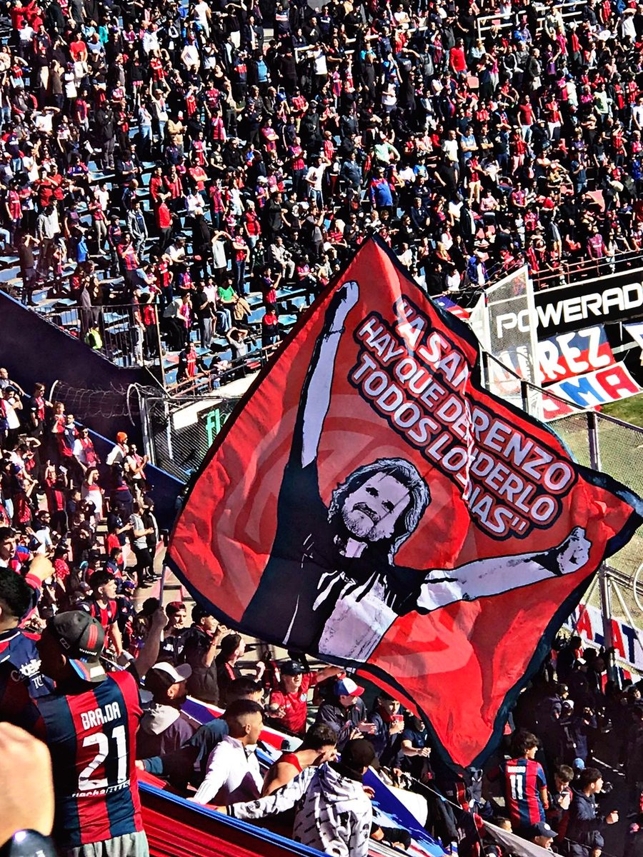 Feliz cumpleaños al que no dudó en elegirnos una vez más y nos devolvió la ilusión, San Lorenzo es tu casa. Solo palabras de agradecimiento, Gallego💙❤️ 'A San Lorenzo hay que defenderlo todos los días, todo el tiempo y en todos los ámbitos'