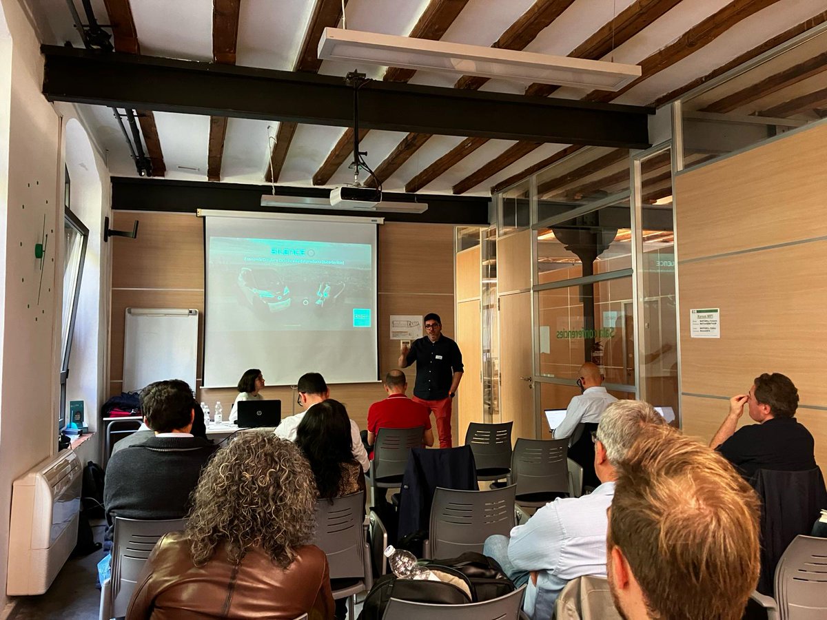 CIACnews's tweet photo. ➡️ Seguim amb els workshops per elaborar el que nou pla estratègic del CIAC de 2025 al 2027!!
👉 WORKSHOP Sostenibilitat i Circularitat! #JuntsperCréixer
👥 Ponències presents: @Silence_eco, #Gedia, #Draxton i @tuSEAT https://t.co/YzVusxUVHZ