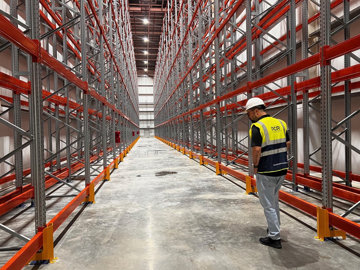 RCRPisosIndus's tweet photo. Our Panama-based 🇵🇦 @RCRPisosIndus team recently visited Emergent Cold LatAm´s facilities to witness the successful execution of an RCR Frost ❄️ flooring system project.

#Logistics #IndustrialFlooring #ColdChain #Efficiency #PermabanWave #LeadersoftheFlatWorld #AllbasedonValues https://t.co/nmbc8VqXQQ