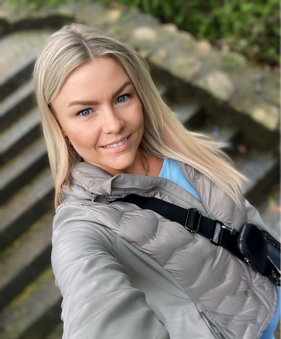 schon die Neuigkeiten gesehen? https://t.co/bimDgXjto7 https://t.co/SEhNFkgvmK<a href="/tag/new"class="tags"><span>#new</span></a><a href="/tag/tanning"class="tags"><span>#tanning</span></a><a href="/tag/sommer"class="tags"><span>#sommer</span></a><a href="/tag/sonne"class="tags"><span>#sonne</span></a><a href="/tag/bibixxx"class="tags"><span>#bibixxx</span></a>