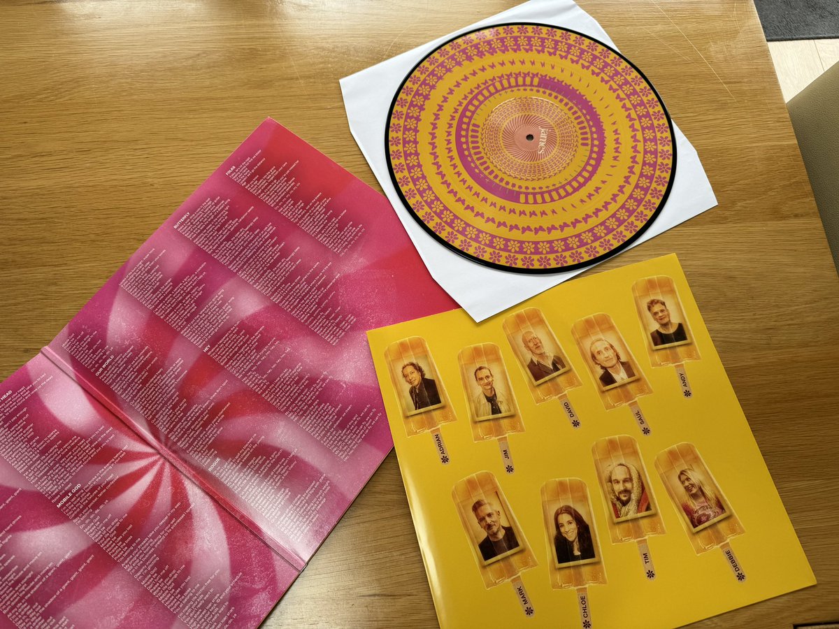 jkspoff's tweet photo. Beautiful album in every way 🥰 @wearejames @RealTimBooth https://t.co/ZoVt3IZPTV