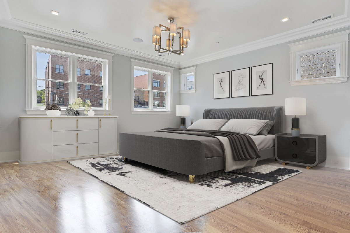 2120 W. Sunnyside - For Sale – $2,050,000
Located in Chicago, Illinois
~ New construction extra wide home on a 28 ft corner lot
~ Built by UNA Design &amp; Build.
~ Steps from Lincoln Square, Welles Park and Lycee Francais.
thekhangroup.net/portfolio/2120…