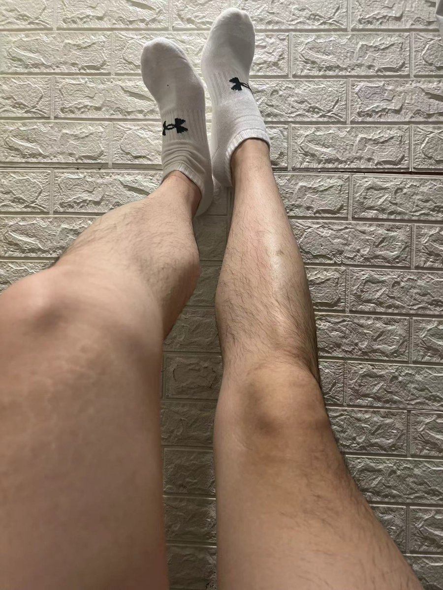 GrayLesin's tweet photo. 👀👀👀 https://t.co/ad7jJUi6se