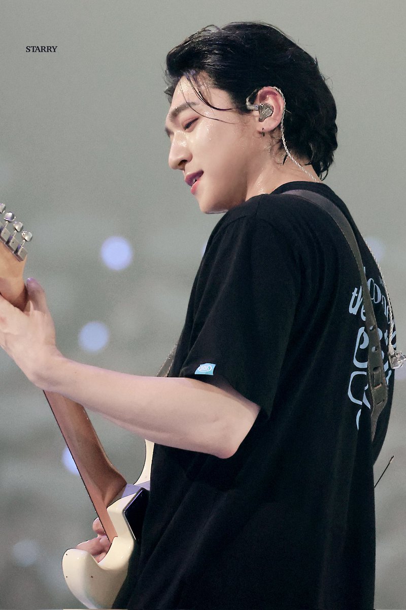SUNGTARRY116's tweet photo. 240413

사이 사이에 끼워둔 행복🐻

#데이식스 #성진 #박성진 
#DAY6 #SUNGJIN https://t.co/kokDTHupJo