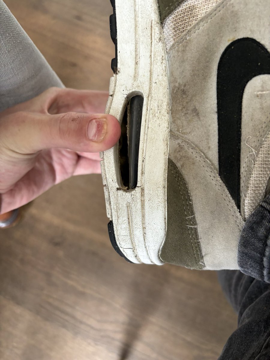 twitpimsnip's tweet photo. @NikeService how is this possible? I bought them 3 months ago… i wear them a lot but i thought that the quality would be better… https://t.co/JHPfTkIoDG
