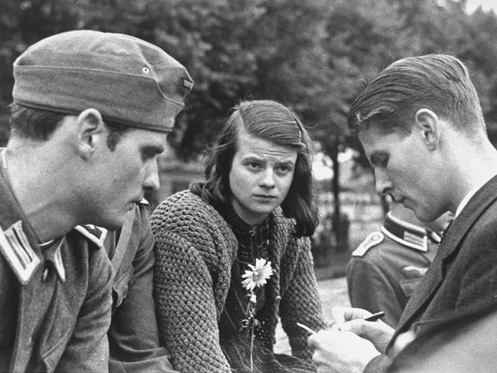 You Wouldn't Dare Stand Up to the Nazi Regime: The Story of Sophie Scholl 

And that would be quite normal. After all, we have one life, right? But the Scholl family thought differently.

🇩🇪 Robert Scholl was a German liberal politician who criticized Nazism before, during, and…