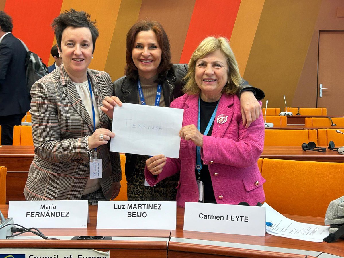Está mañana hemos elegido en la Asamblea Parlamentaria del Consejo de Europa el #EuropePrize, que se otorga a la localidad que mejor representa el proyecto europeo. Orgullosa de participar con @CarmenLeyte y @MariaFdezAlv en la elección de #Terrassa 👏🏻👏🏻Enhorabuena