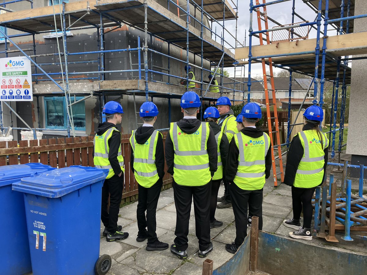 Thanks 🙏 to all the staff @GMGContractors for having some of our S3 pupils, interested in a career in the construction industry, on a site visit today. They all enjoyed what they heard and saw 😃 #inspiration