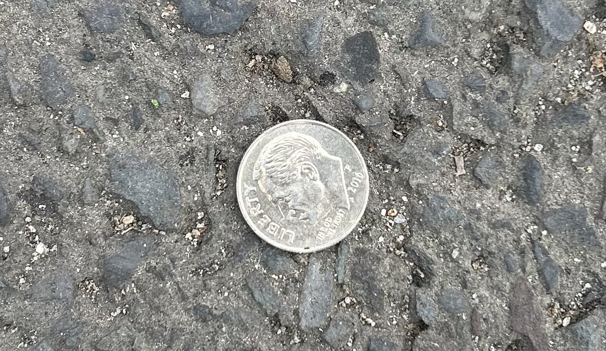 kminnicksports's tweet photo. What makes a dime so special? Well, if you find it laying in the street or on the sidewalk when taking a walk or outside the grocery store, wherever, it’s a sign that loved ones who are no longer alive are watching over you. Always great to find a dime, and brings back memories https://t.co/DkMhXWu69q