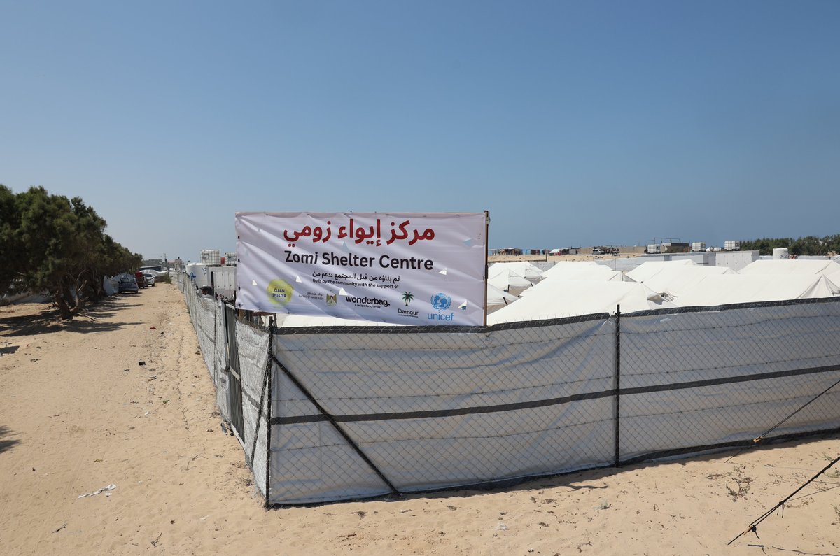 More UK-funded tents have got to Rafah. The family-sized tents, distributed by @UNICEF, will be prioritised for widowed mothers and vulnerable children and families. We must maintain our focus on getting more aid into Gaza and getting hostages out.