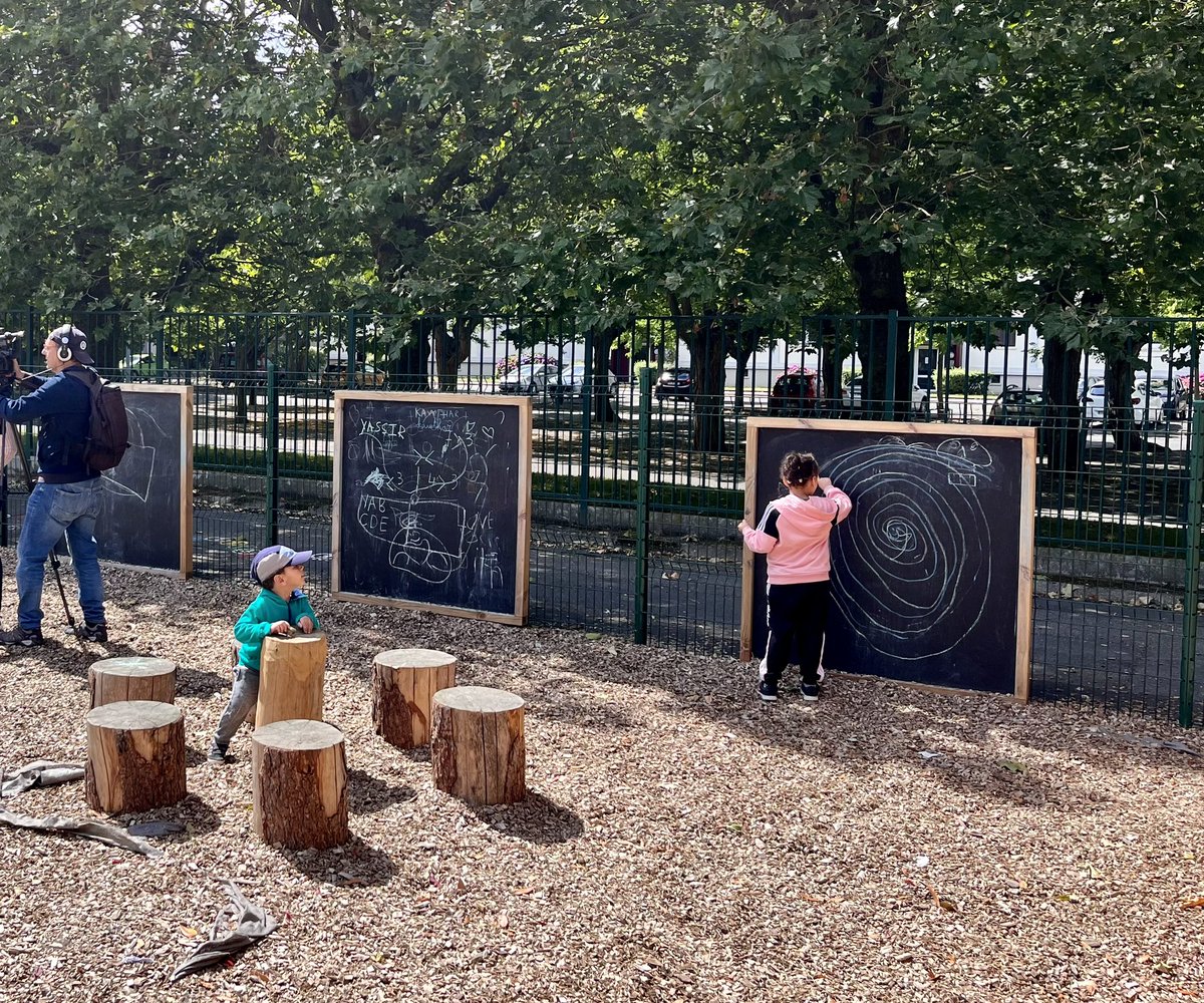 @Rouen @NicolasMayerNMR Elles reviennent ! Les Vacances Côté Cour ce sont 15 espaces supplémentaires offerts aux petites rouennaises et petits rouennais pendant les vacances de printemps ! #villeamiedesenfants #pleinair