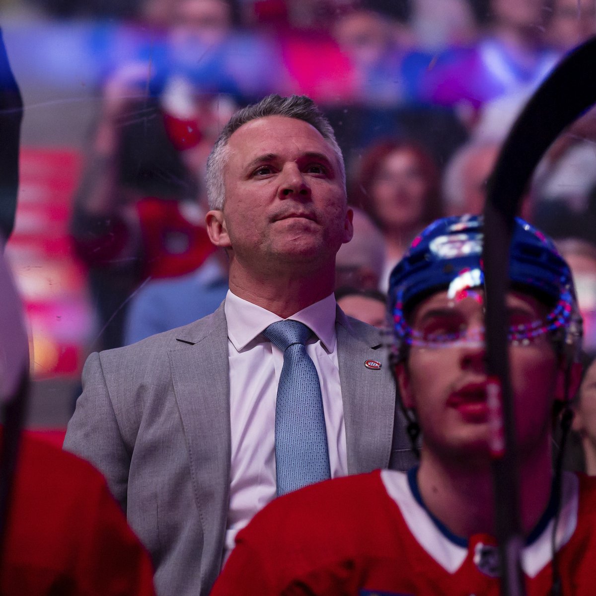 CanadiensMTL's tweet photo. Les Canadiens ont choisi d'exercer l'option de prolonger le contrat de Martin St-Louis pour deux années supplémentaires. L'entraîneur-chef sera de retour pour les trois prochaines saisons.

The Canadiens have chosen to exercise the option on Martin St-Louis' contract for two more seasons. The head coach will be back for the next three seasons.

#GoHabsGo