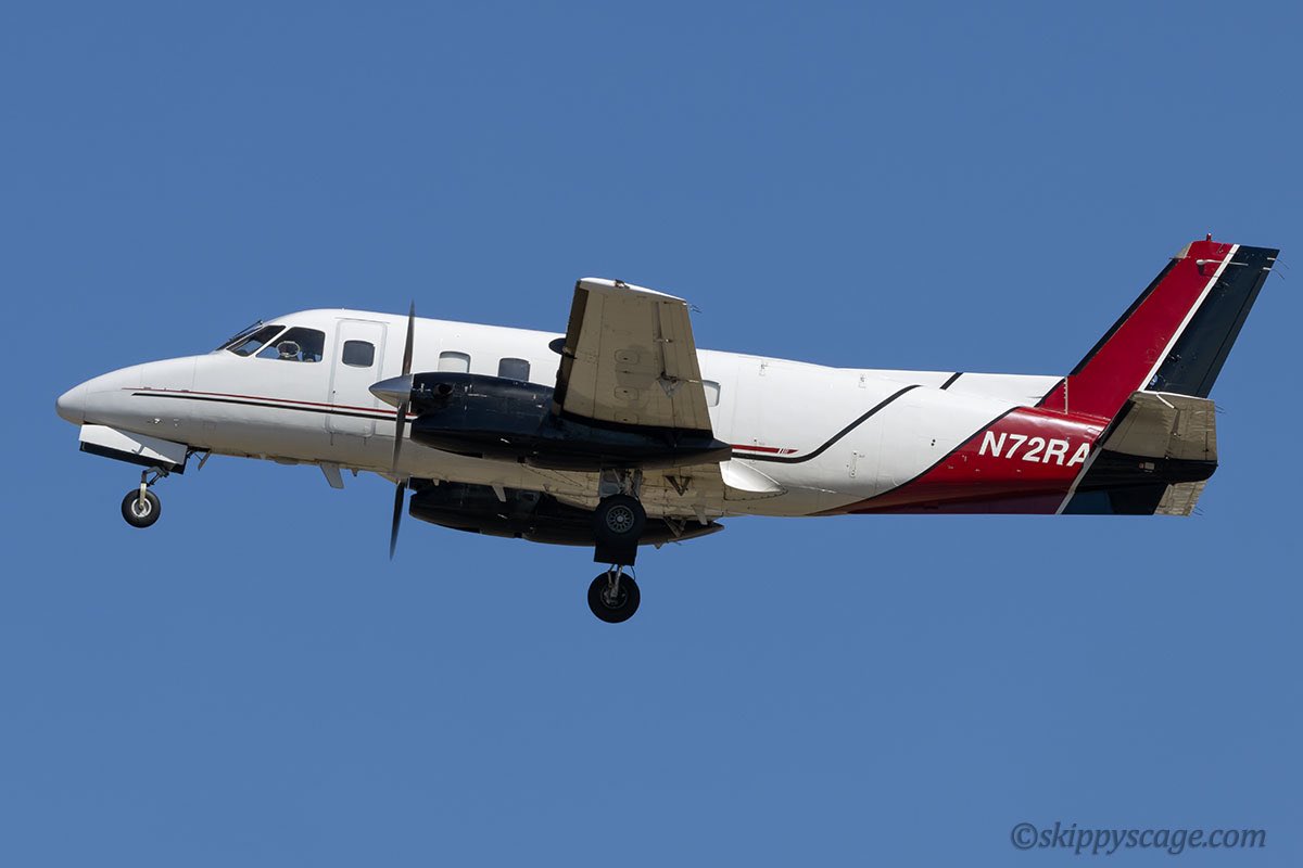 Embraer EMB110P1 Bandeirante N72RA | Royal Air Freight | Oakland County IAP, Pontiac, MI KPTK | March 2024

#commuteraircraft #propliner #generalaviation #commercialaviation #avgeek