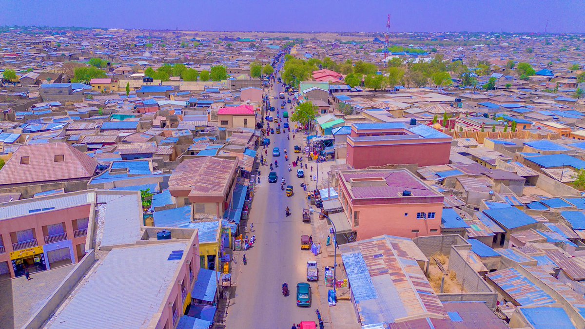 The next project at Katsina Urban Renewal focuses on the vital road that stretches from Katsina Central Mosque through Kofar Marusa, all the way to WTC Roundabout. The objective is to expand and dualize this heavily trafficked route. Currently, the contractors and staff members