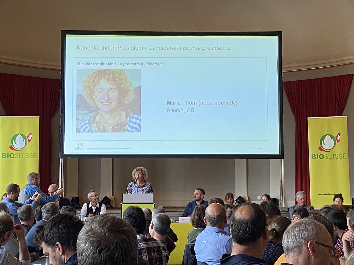 Bioaktuell.ch (@bioaktuellch) on Twitter photo Urs Brändli bleibt für weitere vier Jahre Präsident der <a href="/SuisseBio/">Bio Suisse</a>. In einer Kampfwahl holt er 78 Stimmen, seine Herausfordererin Maria Thöni aus dem Graubünden bleibt chancenlos und bringt es auf 13 Stimmen. #DVBioSuisse Urs Brändli bleibt für weitere vier Jahre Präsident der <a href="/SuisseBio/">Bio Suisse</a>. In einer Kampfwahl holt er 78 Stimmen, seine Herausfordererin Maria Thöni aus dem Graubünden bleibt chancenlos und bringt es auf 13 Stimmen. #DVBioSuisse