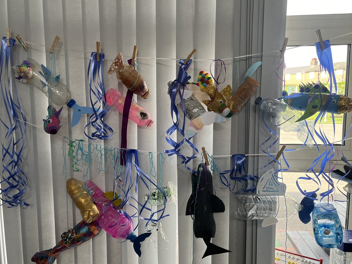 Wow! 🤩 Look at this amazing homework 😍🐟🐠🌊🐬🐳 Well done year 1 ⭐️