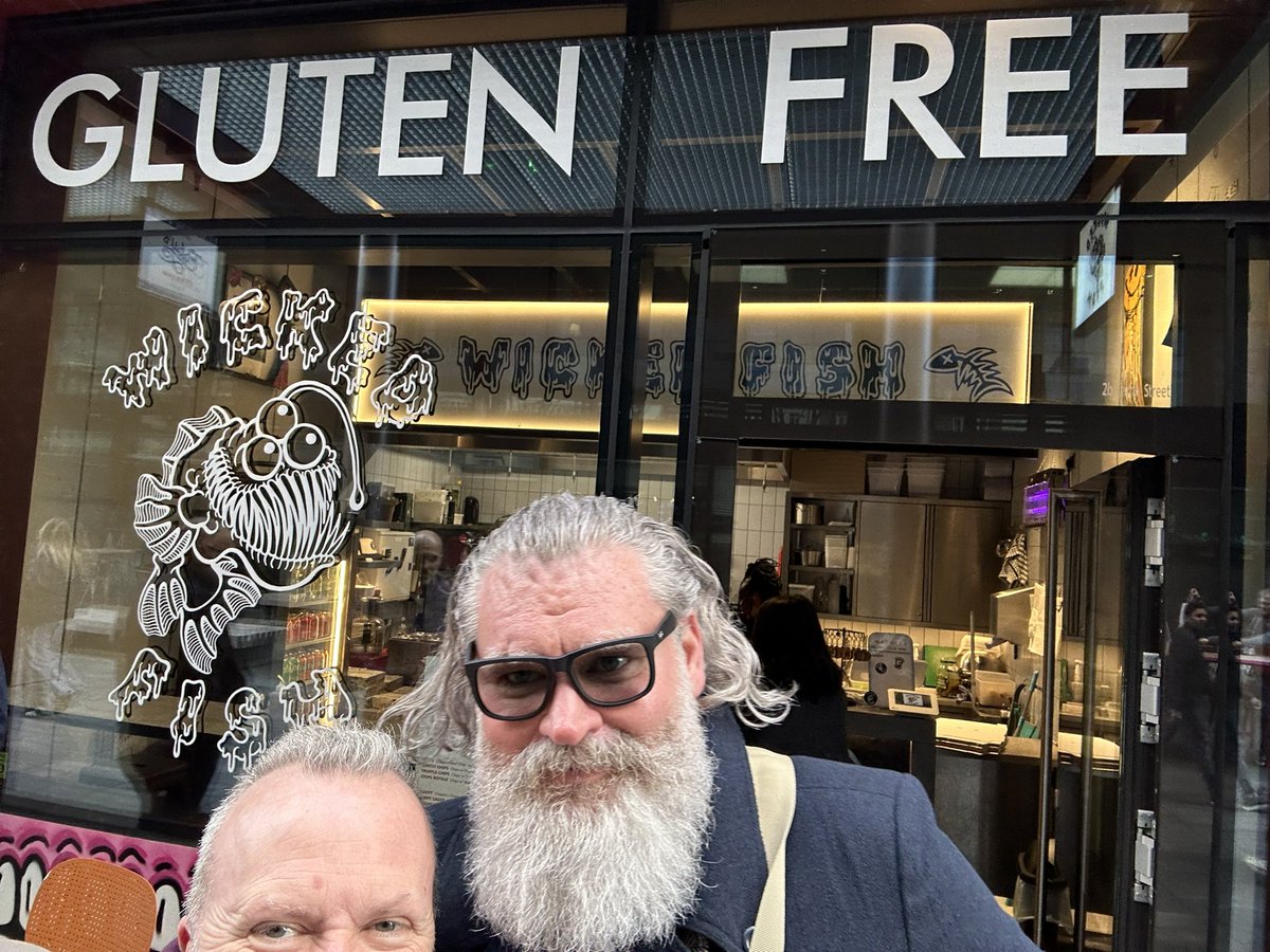 Cleric20's tweet image. Superb #Glutenfree fish n chips at #wickedfish #spitalfields