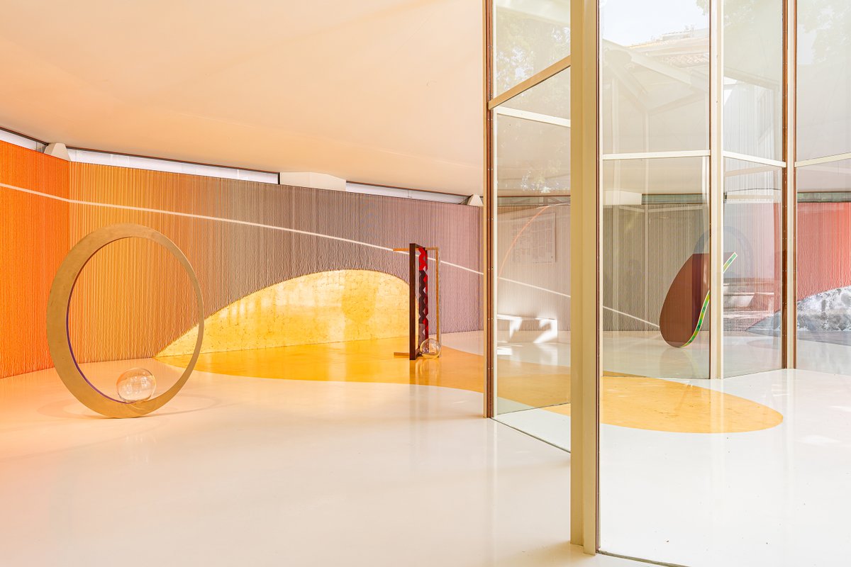 In this ep of A brush with..., Ben Luke speaks to Kapwani Kiwanga—Canada's current Venice Biennale artist—about her cultural experiences and greatest influences, from Paris residencies to the jazz legend Sun Ra

Listen now: plinkhq.com/i/1525997434?t…

Sponsored by <a href="/bbgconnects/">Bloomberg Connects</a>