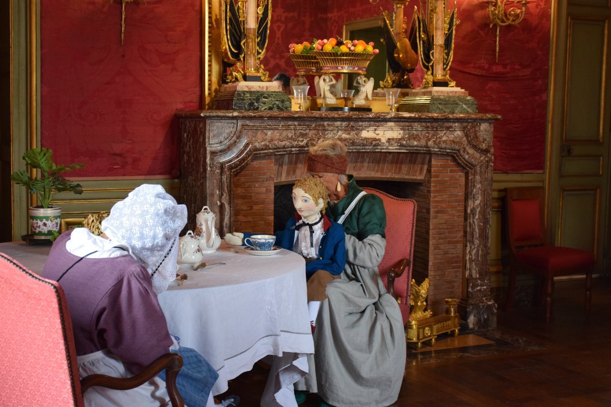 Les visites guidées du château pour les familles continuent avec 'les marionnettes racontent le château de Grosbois' ce samedi 20 avril à 14h! Pour enfants de 3 à 7 ans ! Réservations via le lien ci-dessous
#jeunepublic @valdemarne_94  @CDTValdemarne 
exploreparis.com/fr/5451-les-ma…