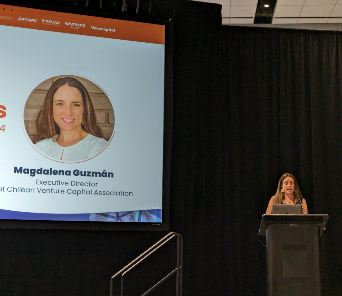 betolive's tweet image. The 2nd @VCLatamSummit day starts with @ACVCchile&apos;s @maneguzmana sharing what is coming today.
#VCLatamSummit2024 @eMergeAmericas #MiamiTechMonth