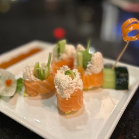 There's something about enjoying a fresh sushi roll from Sushiya Wichita on a beautiful spring day. 👨‍🍳 💋 Head to #OldTownWichita or place an order online for pick up or delivery at sushiyawichita.com. 📍 325 N Mead ST, Wichita, KS 67202