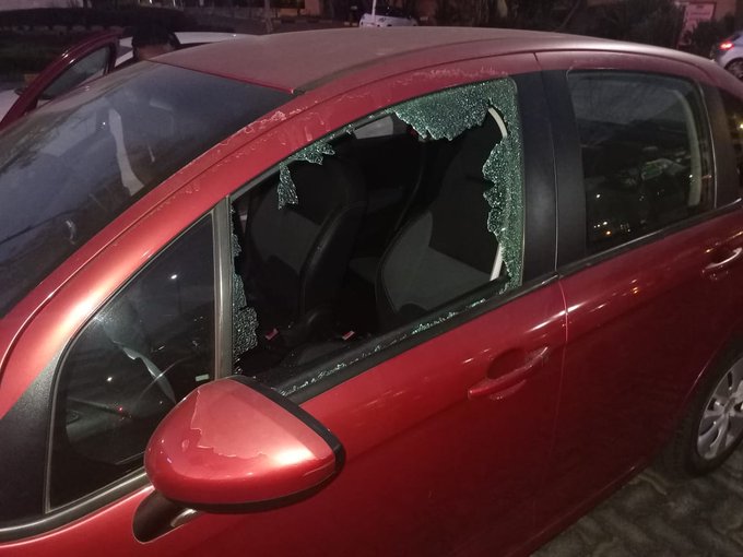 Road Safety and Preventing Smash-and-Grab ow.ly/7sCP50JkovQ #ArriveAlive #VehicleCrime #SmashandGrab @SAPoliceService