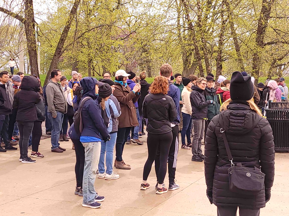 We can’t wait for our Earth Day Cleanup this Saturday! While spots are full, be sure to check out our FB/Instagram for more options to celebrate the parks across the city 🌳🗑️ #EarthDayChicago