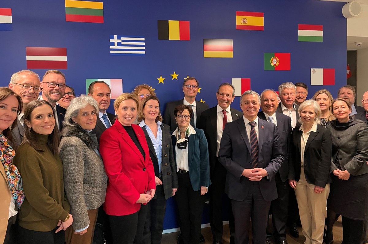 Many thanks to 🇨🇭Federal Councillor @IgnazioCassis <a href="/EDA_DFAE/">EDA - DFAE</a> for being our special guest at today's monthly 🇪🇺Heads of Mission meeting. Interesting exchange about Switzerland's foreign policy strategy &amp; #SwissEUrelations. Highly appreciated!
