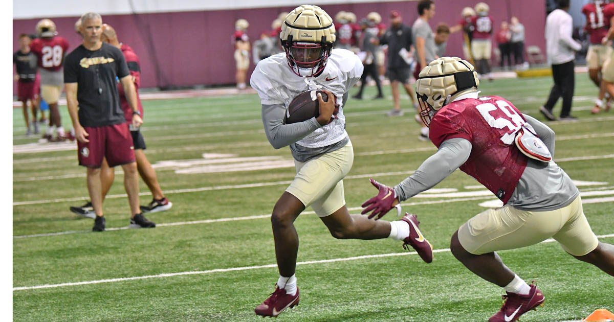 UCF wide receiver Goldie Lawrence, who transferred to the Knights from Florida State earlier this year, has re-entered the transfer portal, @chris_hummer and I have learned for @247sports. Was a member of FSU’s 2023 signing class. 247sports.com/player/goldie-…