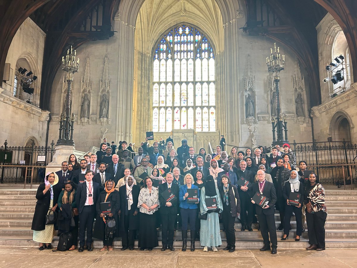 A vital and moving meeting hosted by the @APPGSudans @vickyford @lynbrownmp with many attendees and courageous speakers from the Sudanese diaspora, as well as @WagingPeaceUK sharing their heartbreaking book of drawings by child survivors in Sudan - wagingpeace.info/our-work/the-c…