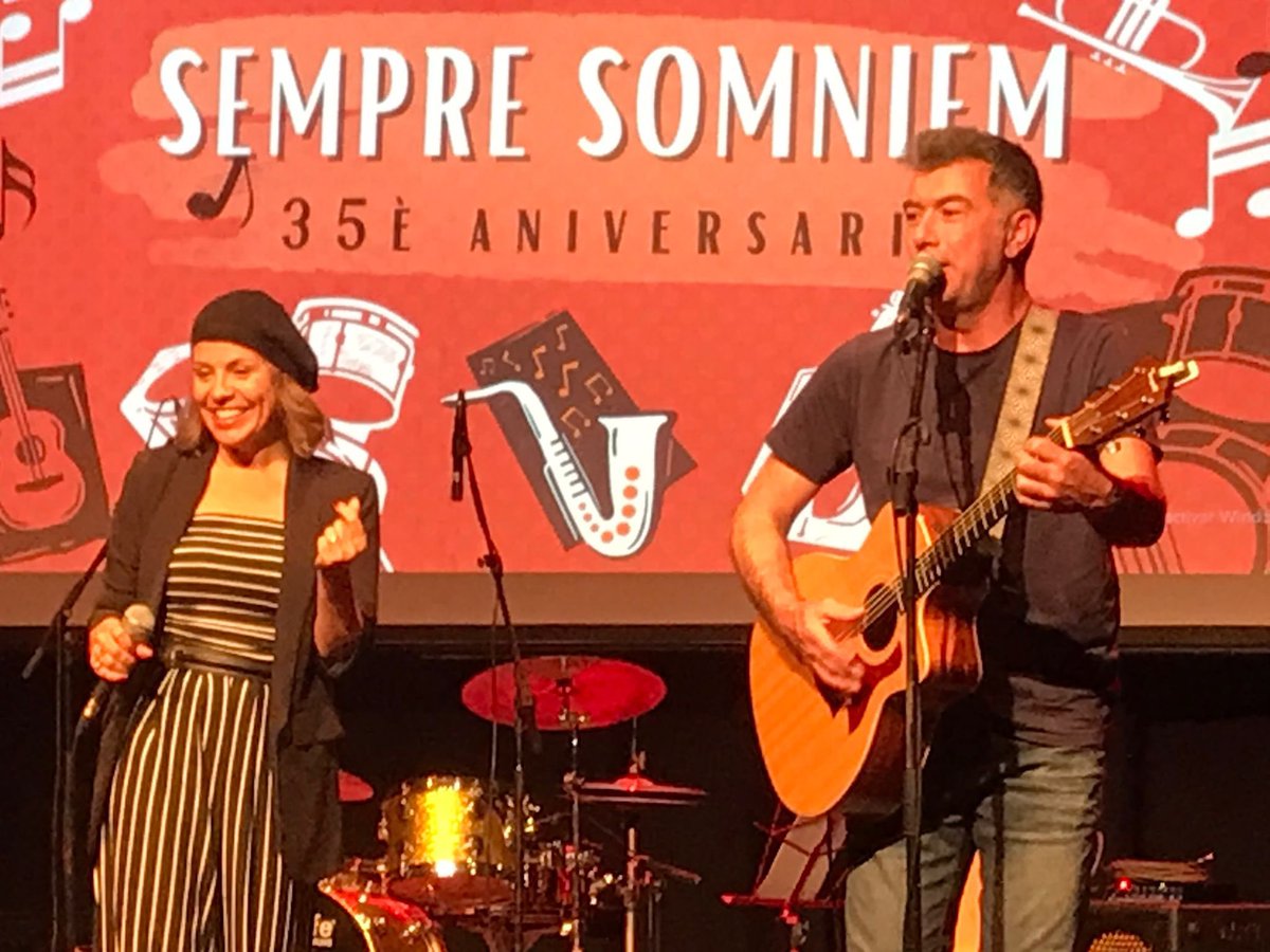 Aquest dissabte passat a <a href="/CanMassallera/">Can Massallera</a> va tenir lloc el concert solidari en favor de la SR! Gràcies a <a href="/RadioSantBoi/">Ràdio Sant Boi</a> i al <a href="/AjSantBoi/">Ajuntament Sant Boi</a> pel suport i a tots els artistes participants!!!
#rettsyndrome #sindromederett