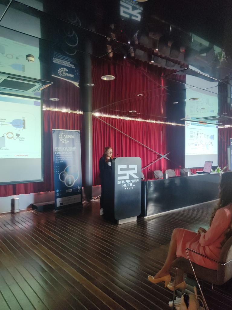 How does really a laser  induced fluorescence (LIF) work❓University of Pisa and Professor Donatella Ciampini is explaining now what a LIF is and how to design a LIF setup