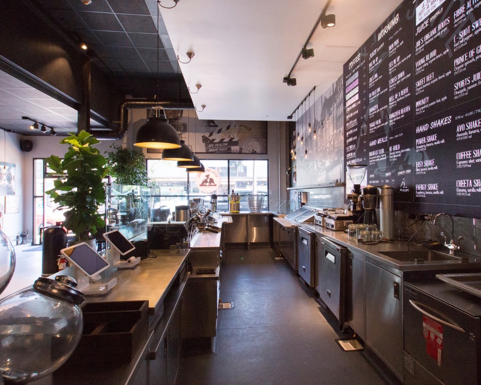 econstructinc's tweet image. From concept to coffee! ☕️ We&apos;re thrilled to be part of the Joe &amp;amp; The Juice story. See how we&apos;ve helped bring their health-focused mission to LA tinyurl.com/29jac28c #econstruct #juiceconstruction #restaurantbuild #LAConstruction #econstructLAProjects