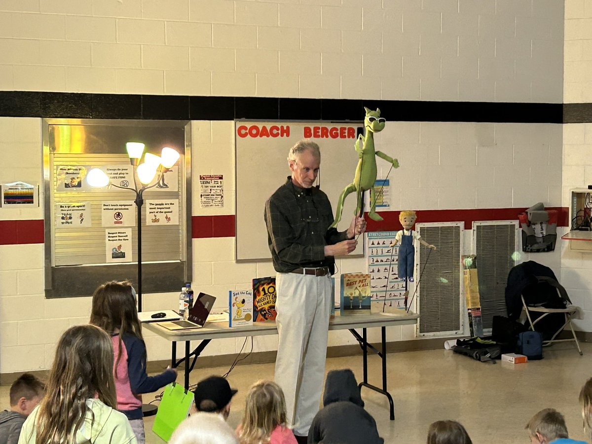 Hilltop welcomed Children’s Book Author and Illustrator—David LaRochelle today!  So great to hear about the process of writing and drawing and how pictures and words come to life in books!