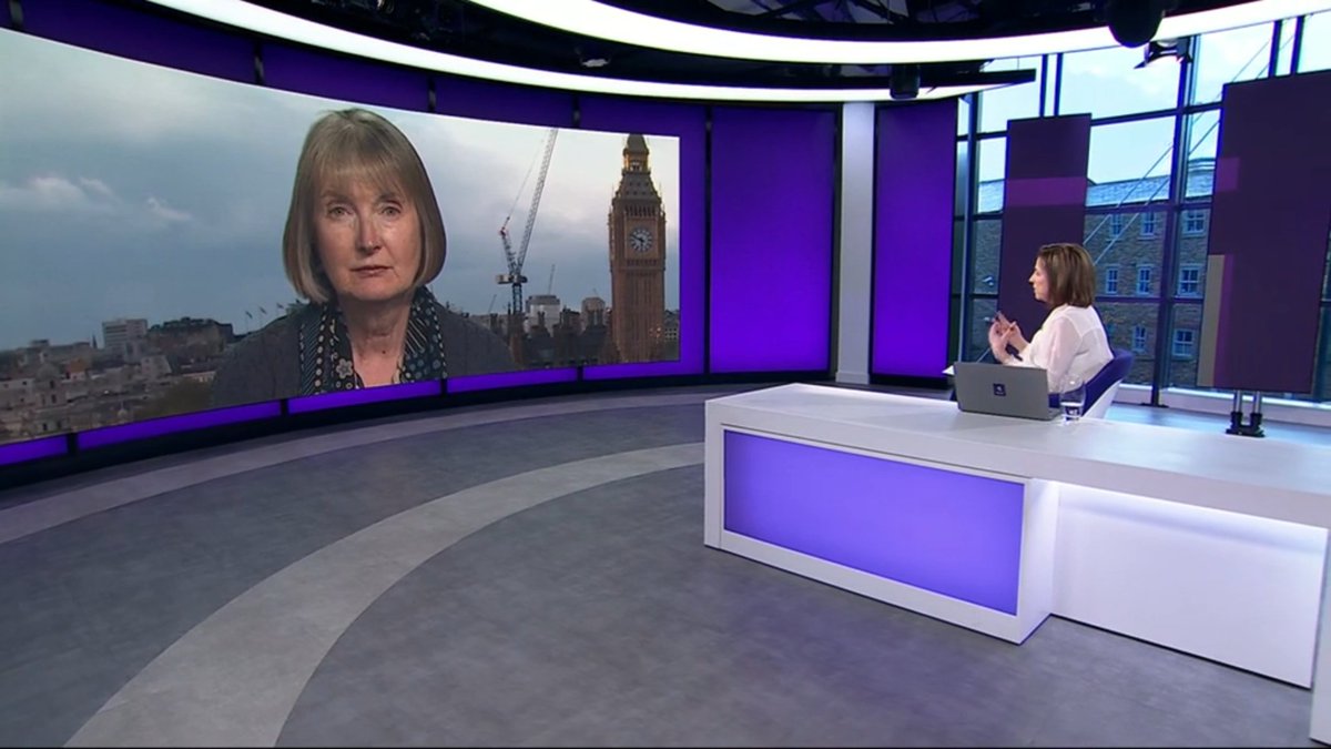 Jackie Long to Harriet Harman: 'You've done a lot for equality for women...'

...especially for Diane Abbott, right?

#C4News #Channel4News