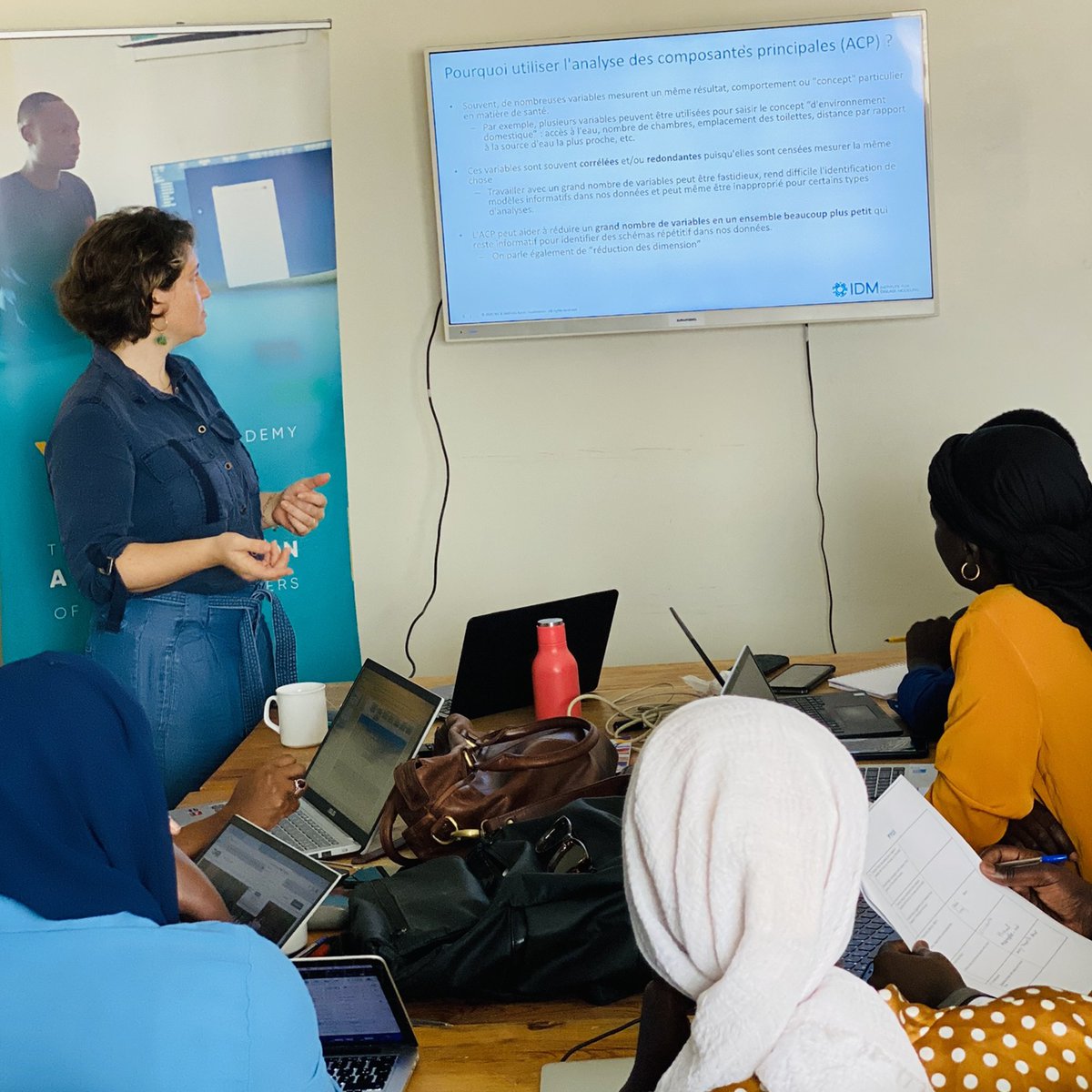 Cluster analysis, Principal Components analysis, Latent Class analysis… the YUX team is in a statistics frenzy in this expert-level workshop, where socio-anthropology and statistics meet, and the importance of human-in-the-loop data analysis is made clear
#workshop #segmentation