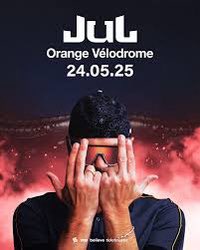 karmis46's tweet photo. J’ai 2 billets pour Jul au vélodrome, je vend. Si intéressé go dm #jul #billet #concert #vente https://t.co/O3B8jTQMwI