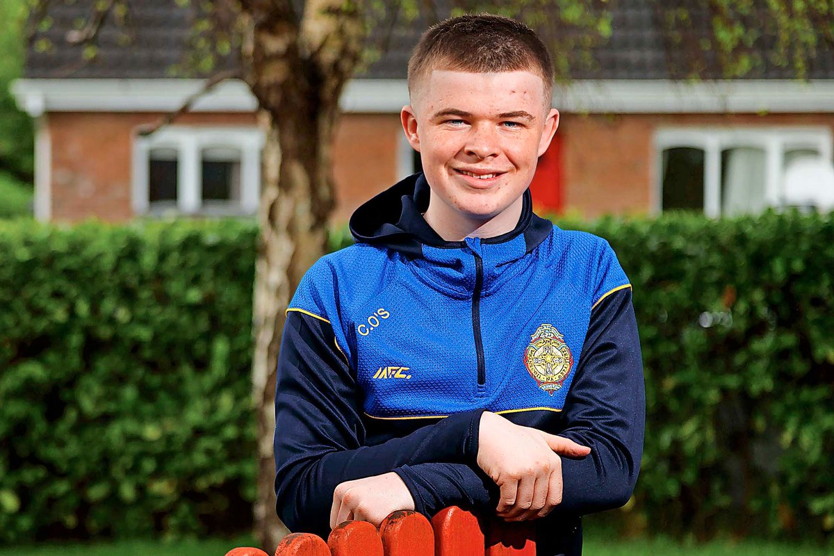 Having fought his way back onto his feet after suffering horrific injuries while playing with Kerry FC’s Under 14s last September, determined Tralee teen Calvin O’Sullivan O’Shea has now got the ball rolling on making a full recovery, and hopefully, a return to playing again.