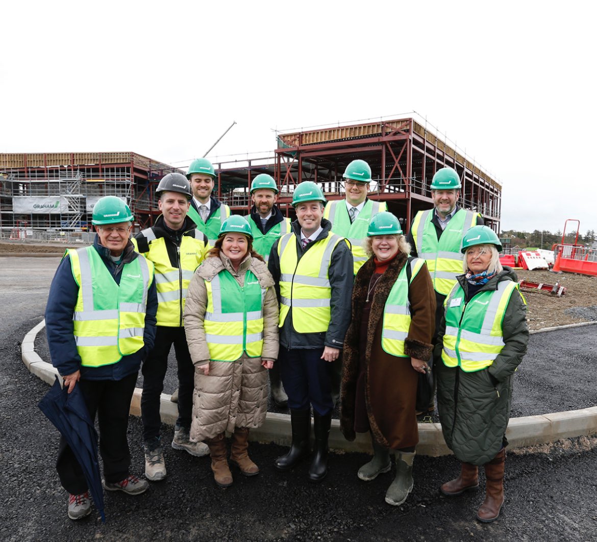 It was a real privilege to welcome the Minister for Education, Paul Givan, to our new school site today. He was able to see first hand the rapid progress of the build which remains on course for completion in Spring 2025.