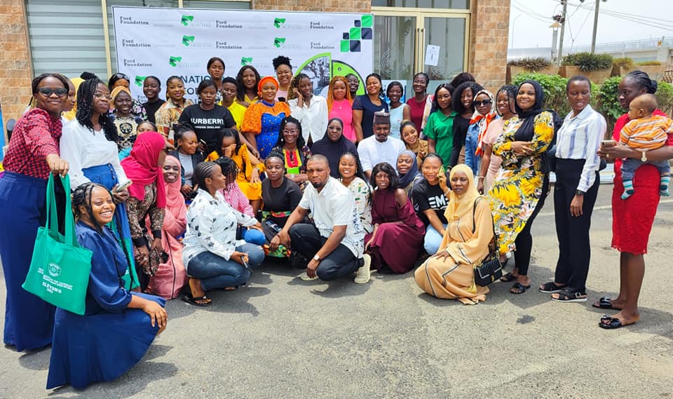 📸Group photos from Batch A of the ongoing @FordFoundation-funded NILEVAWG project! These dedicated mentees are being empowered to become change agents in addressing GBV in Nigeria. @DarrenWalker #NILEVAWG #EndGBV @BeebbeeA