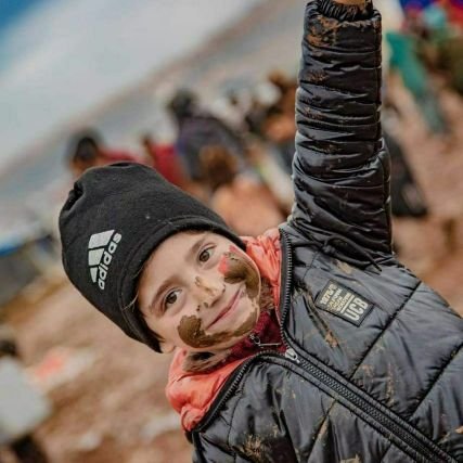 serea1990's tweet photo. This child has the right to live in peace for 13 years, and the children of Syria are still suffering from the terrorism of #Assad,# #Russia #  and Iran # https://t.co/g2762K8A28