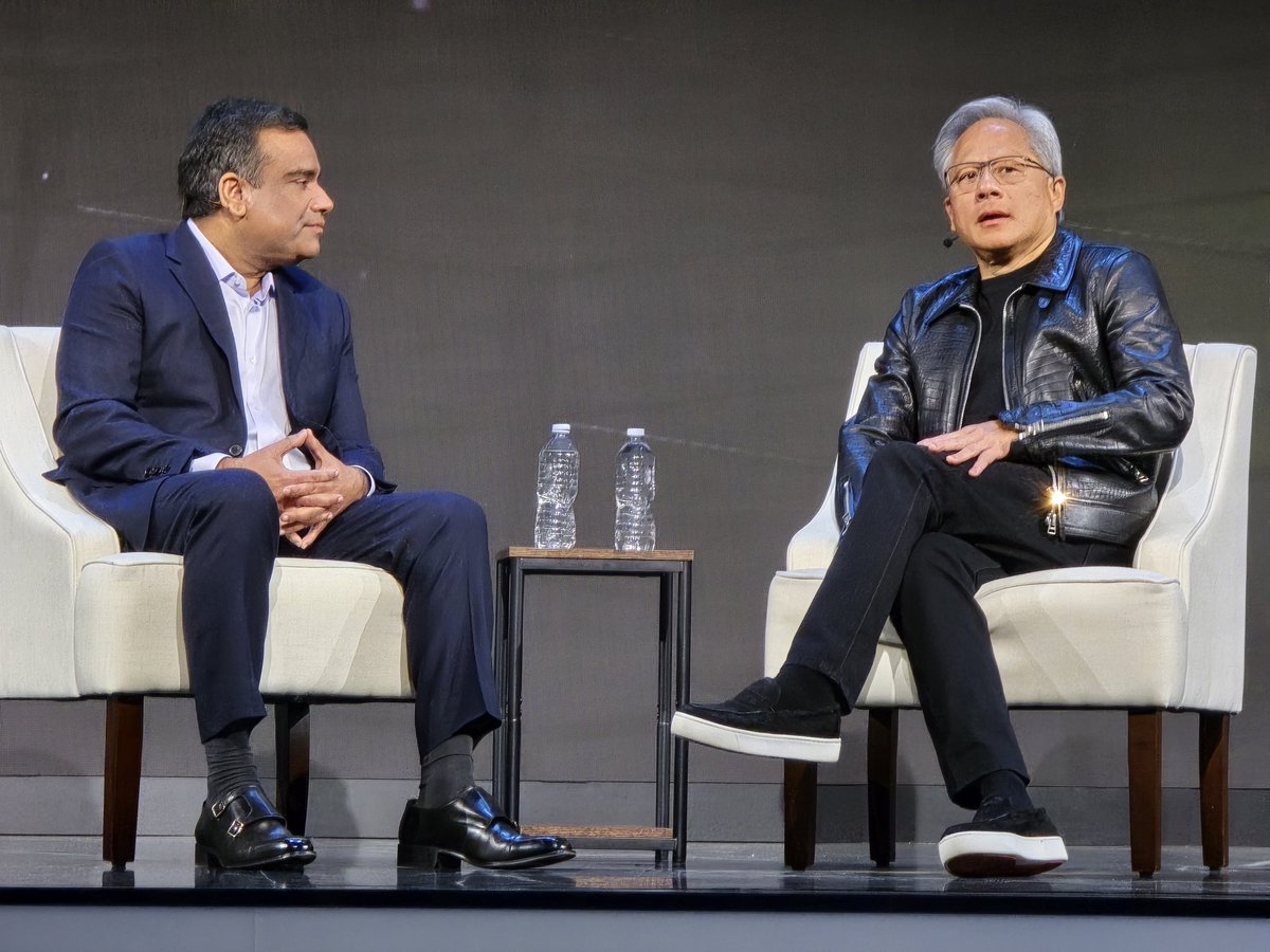 .@nvidia CEO Jensen Huang says @Cadence Palladium is the most important appliance in his life and that it was the first supercomputer NVIDIA's installed in its headquarters. Credits Cadence on the creation of Blackwell #CadenceLive